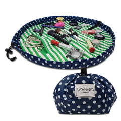 Lay-n-Go Cosmo layflat open for fast makeup access during travel and daily routines.
