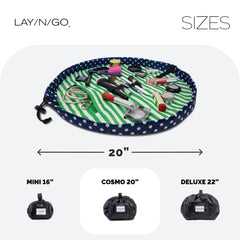 Lay-n-Go Cosmo zip-pocket detail secures brushes and small essentials while on the move.