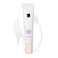 LAYERLAB Barrier Moist Cream bottle close-up highlighting premium packaging and long-lasting hydration
