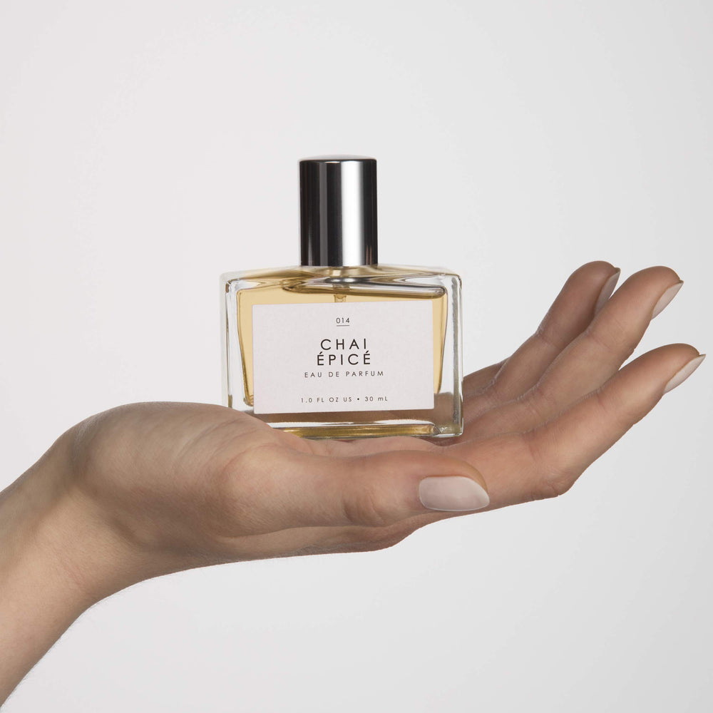 Le Monde Gourmand Chai Épicé Spray with Crème Vanille layering