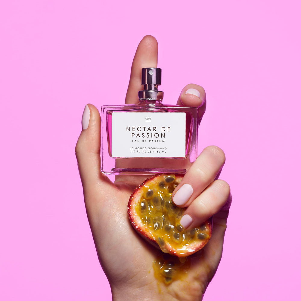 Nectar de Passion middle notes jasmine and peony create a romantic daytime scent.