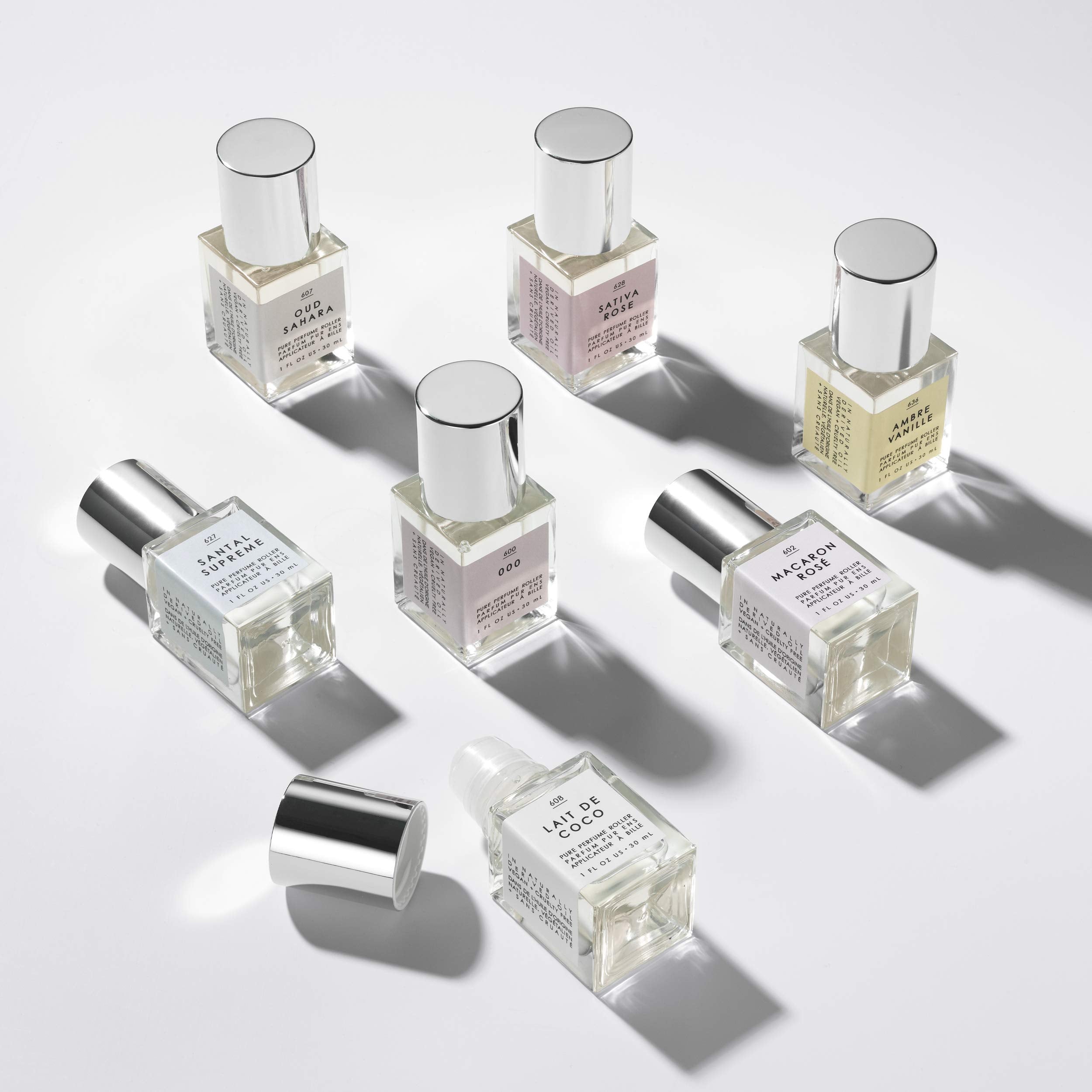 Le Monde Gourmand Santal Supreme application at pulse points for lasting aroma.