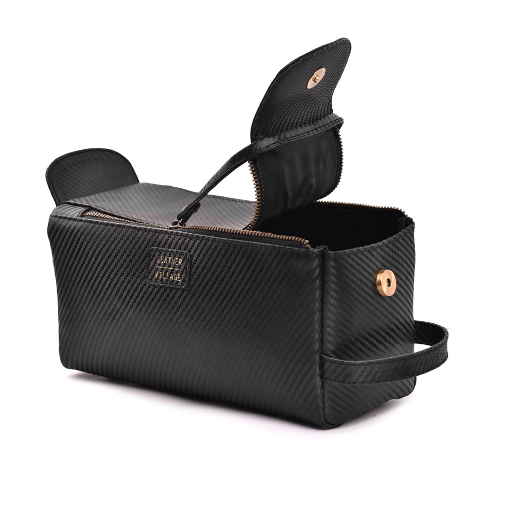 Leather Village carbon fiber pattern seamlessly embedded for long-lasting durability.