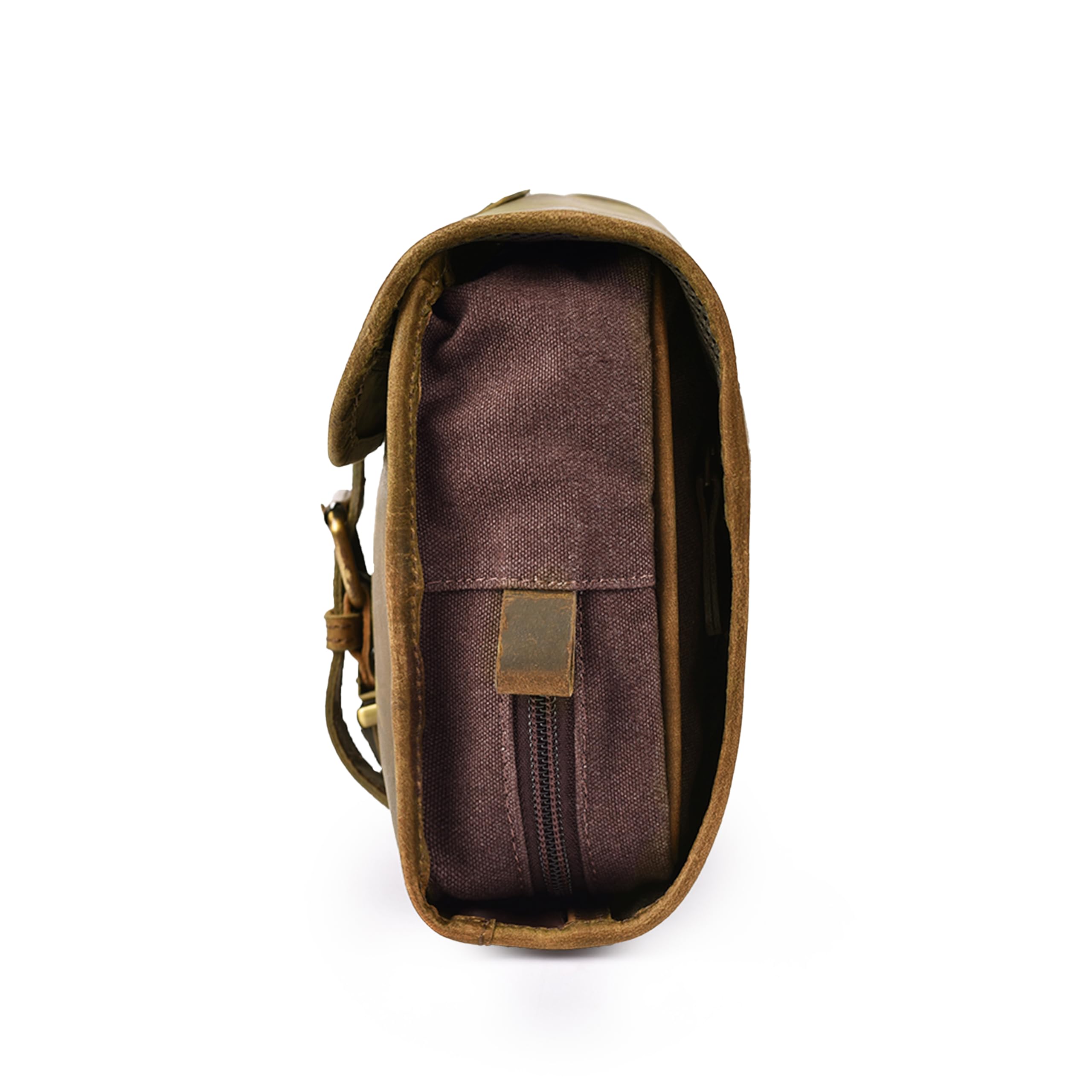 LEATHER VILLAGE Dopp Kit canvas lining texture indicates soft interior protection.