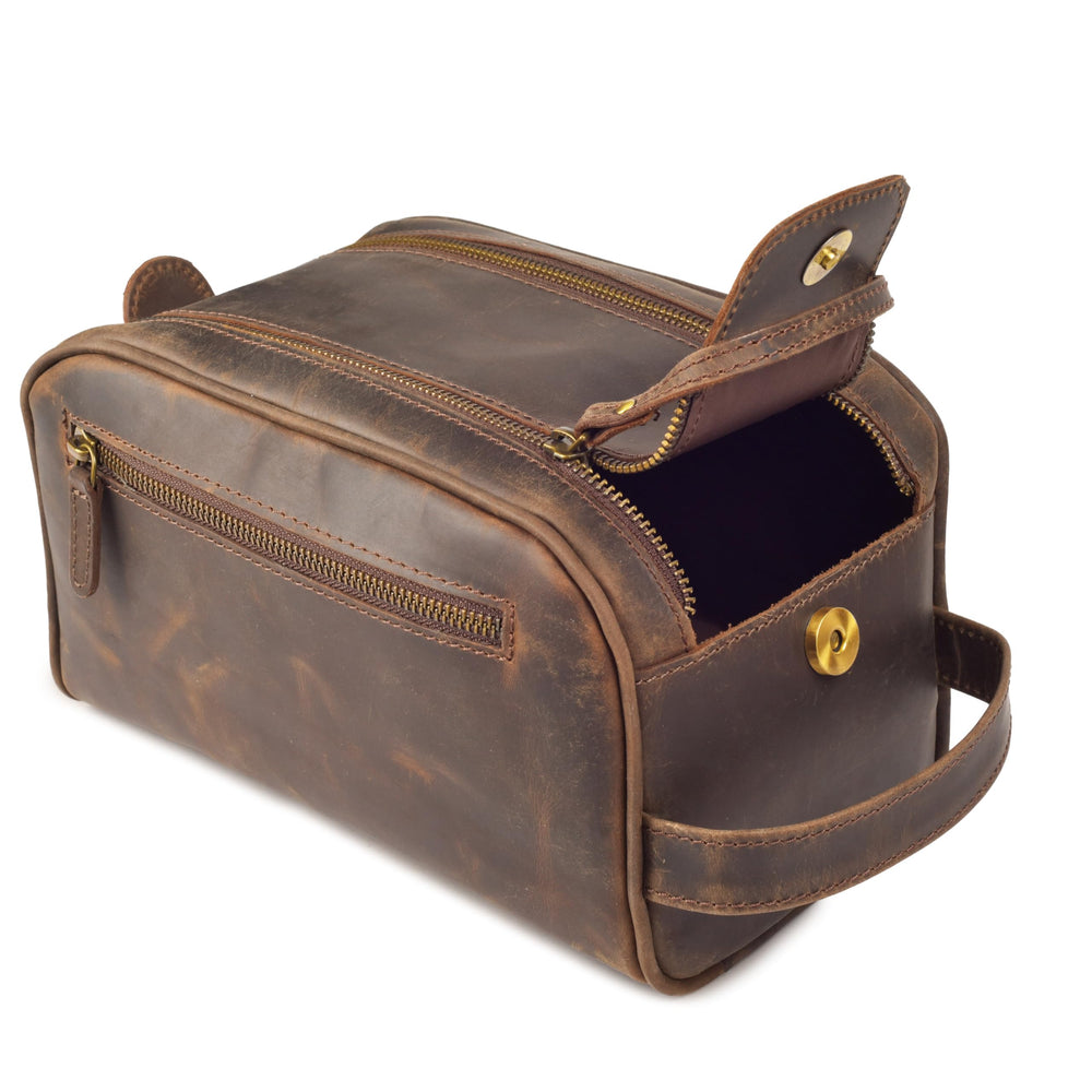 Leather Village gift-ready design suits men and women who value organization.