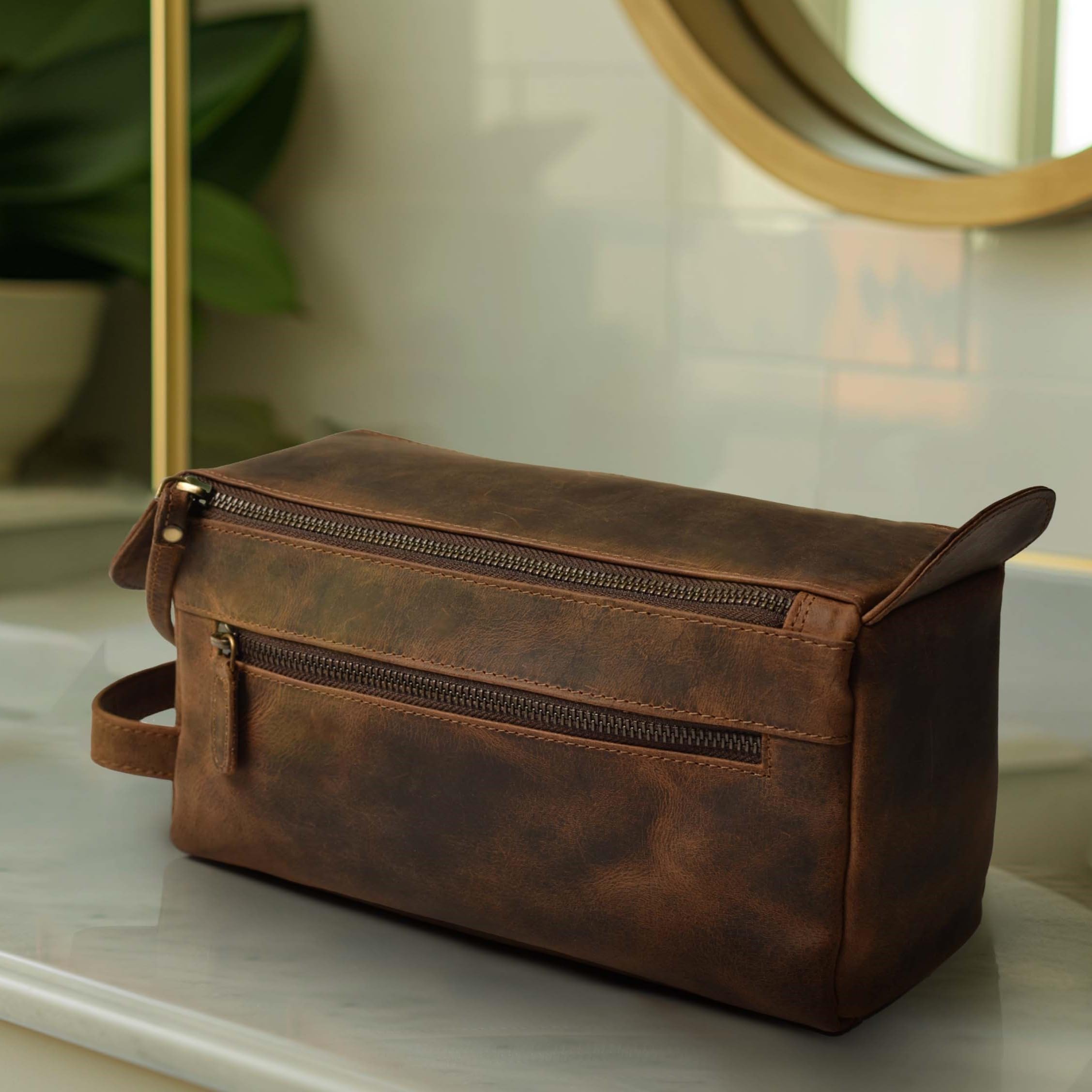 LEATHER VILLAGE Premium Leather Travel Toiletry Bag size and dimensions for travel