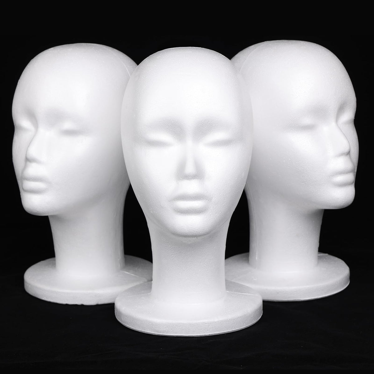 Leeen foam wig head display showing wigs neatly on tabletop