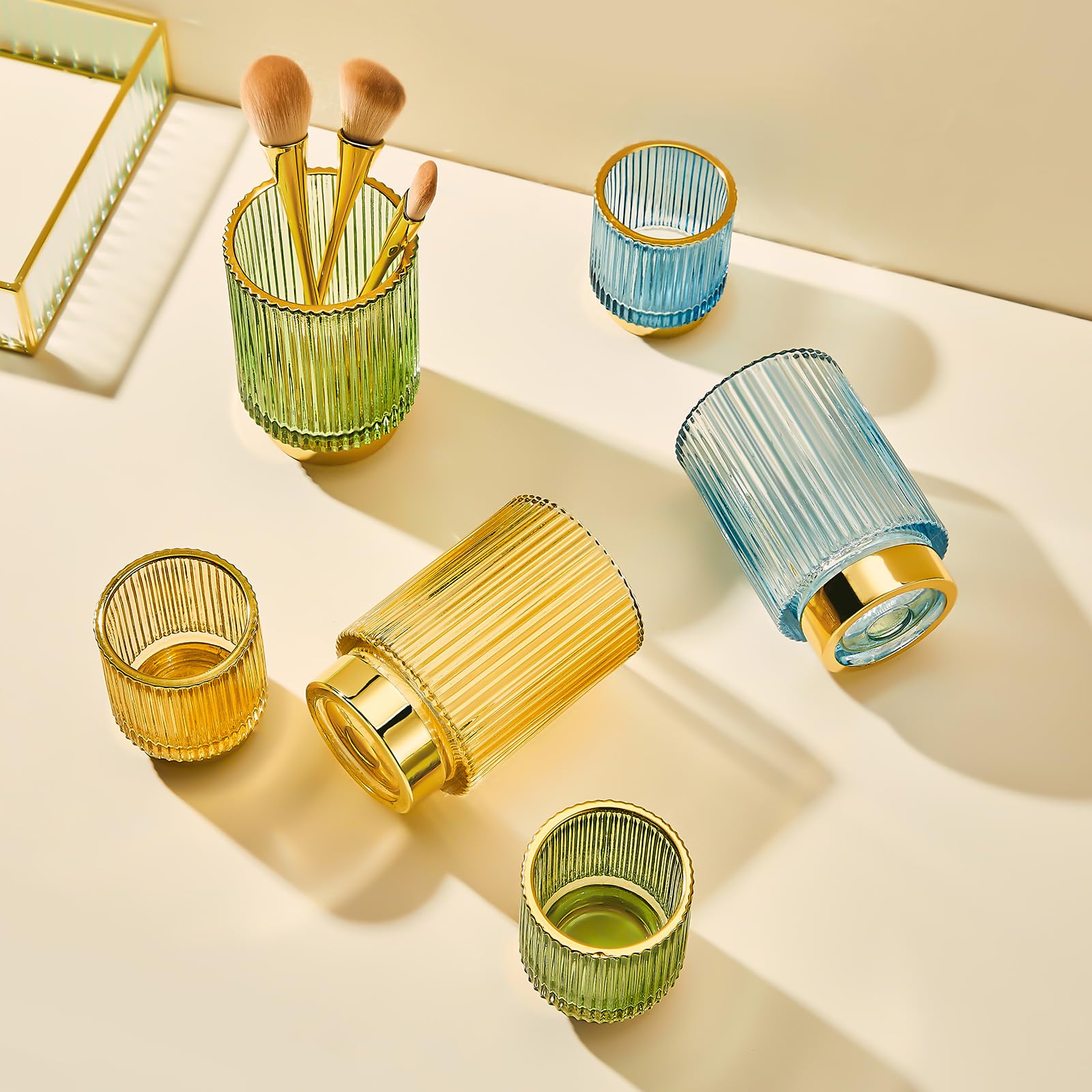 LEICURACE glass body striped pattern adds sophistication to any setup.