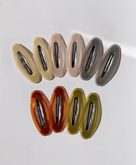 Lemeilleur silver clip showcases modern shine and reliable hold.