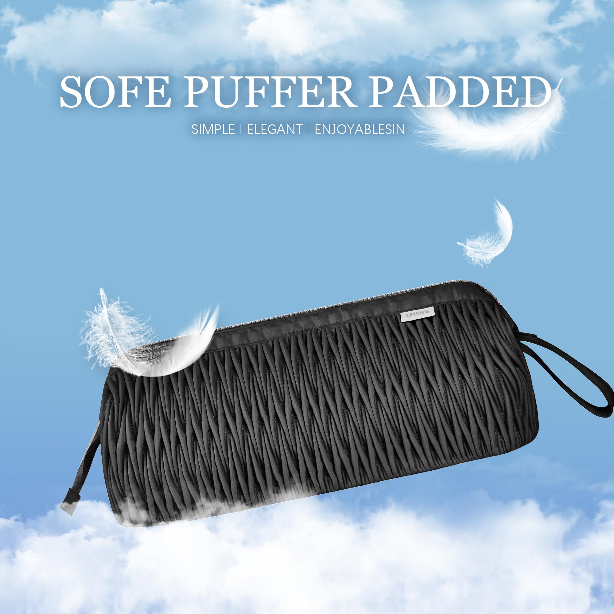 Leudes travel case compact size fits easily in luggage.