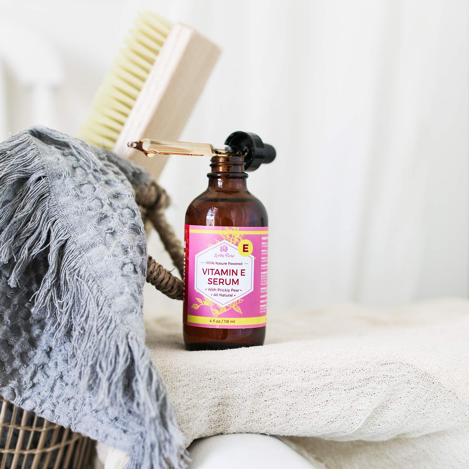 Leven Rose Vitamin E Oil Serum nourishes nails to look stronger.
