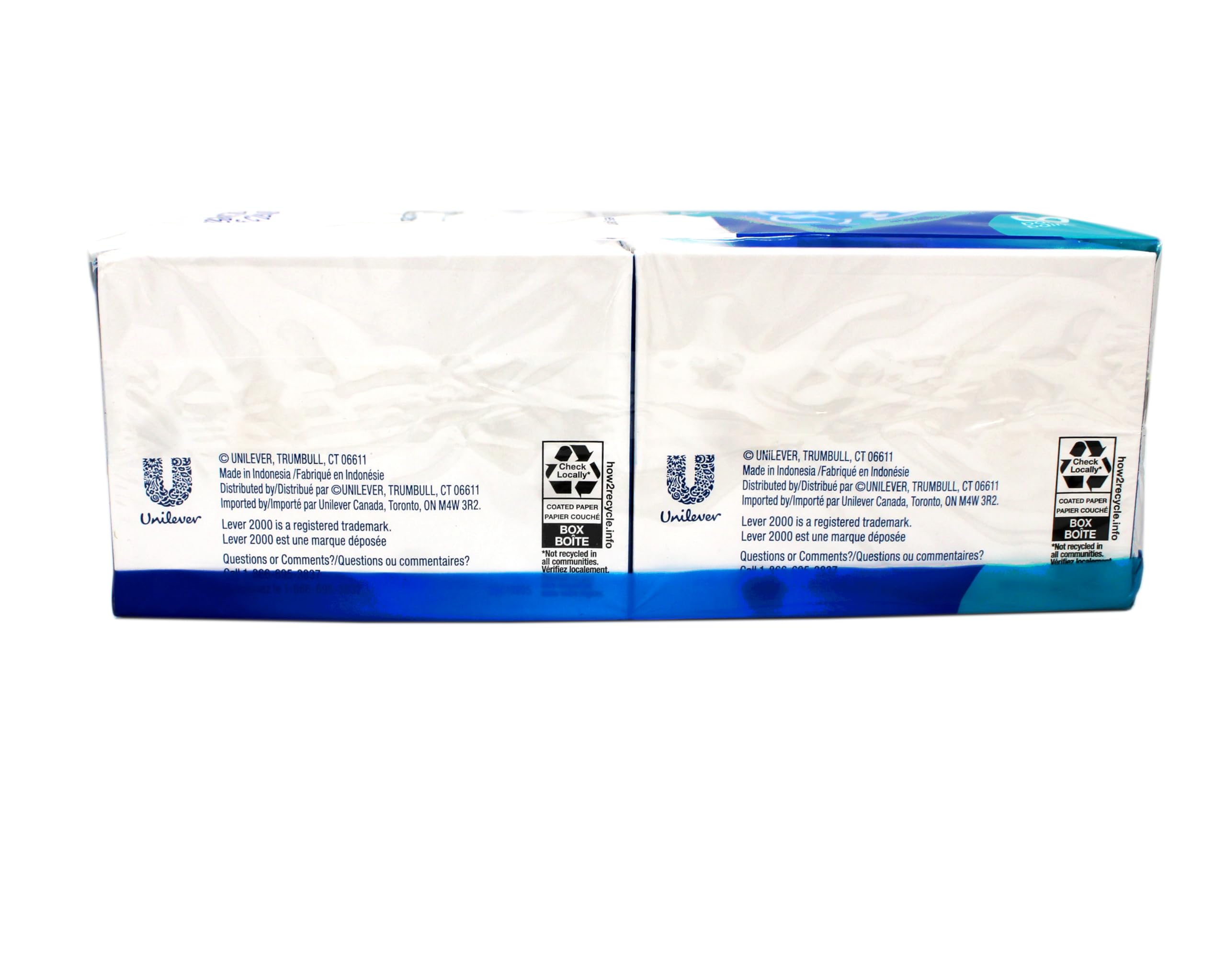 Lever 2000 Original Bar Soap in hand demonstrates everyday wash with hydration.