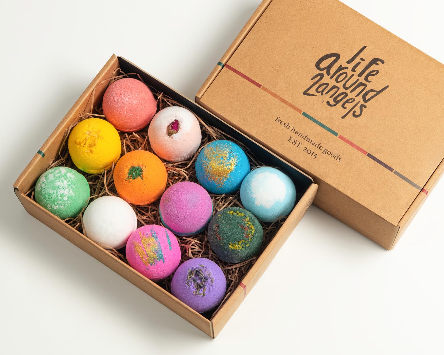 Lifearound2angels bath bombs as elegant wedding party favors.
