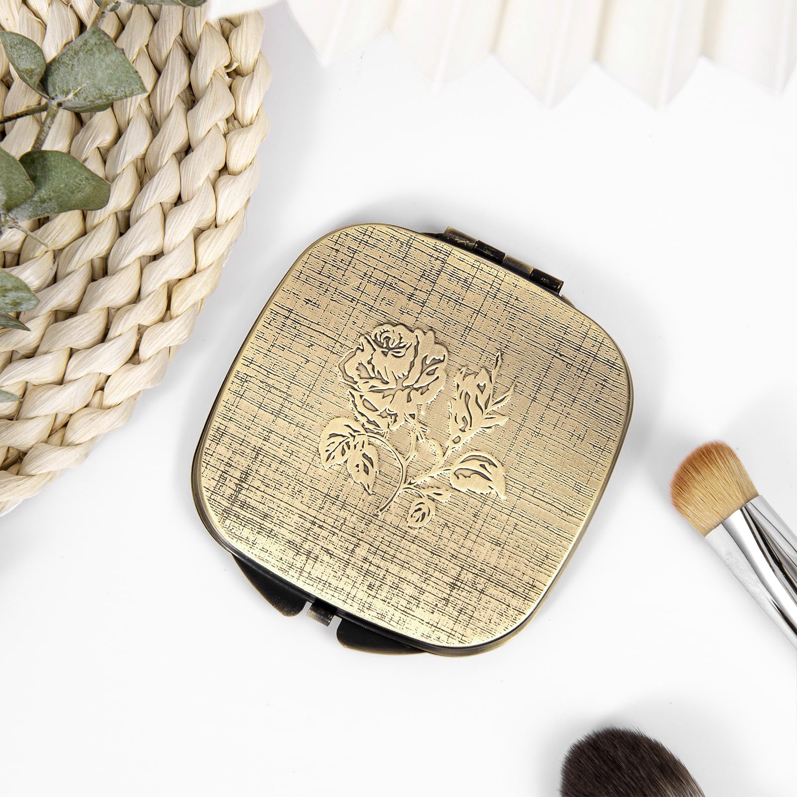 LIKSANGMETALS lightweight handheld design for portable personal grooming.