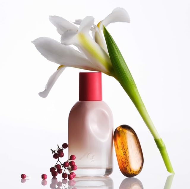 Iris softness delivers creamy depth in The Limit'd Edition You Duo.