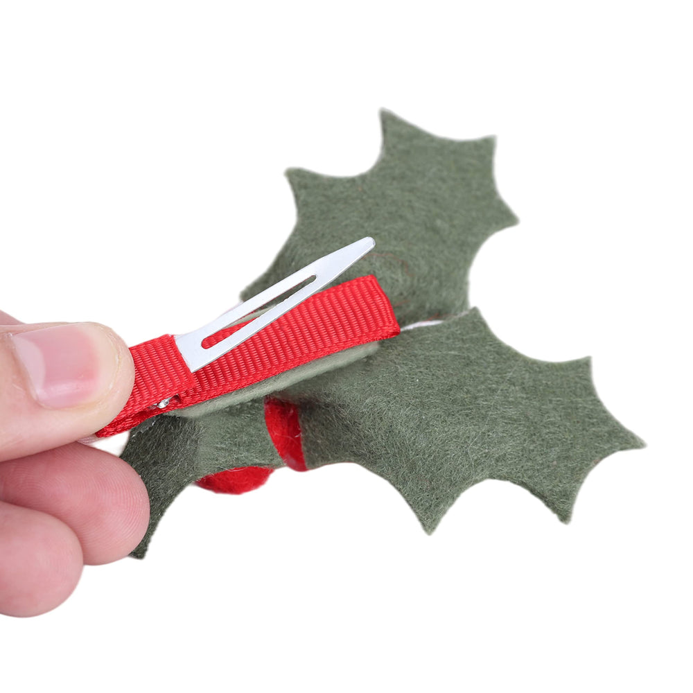 LINLULU girls wearing the clip during holidays adds festive detail to outfits.