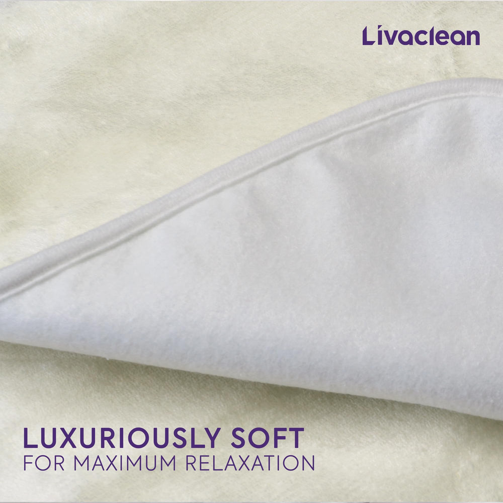 Livaclean with middle-buckle strap keeps heat steady during sessions.