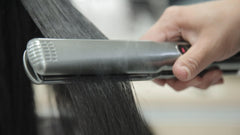Lizze Extreme Professional Hair Straightener floating plates closeup highlights adaptive contact across hair sections