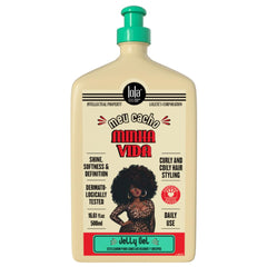 Lola From Rio Meu Cacho Minha Vida bottle pour shows lightweight hydration for defined curls