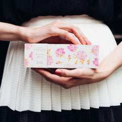 LOLLIA Breath Handcreme features aloe and lavender extract for soothing fragrance.