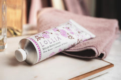 LOLLIA Relax Handcreme Bundle travel-size 033oz shows portable moisture on the go.