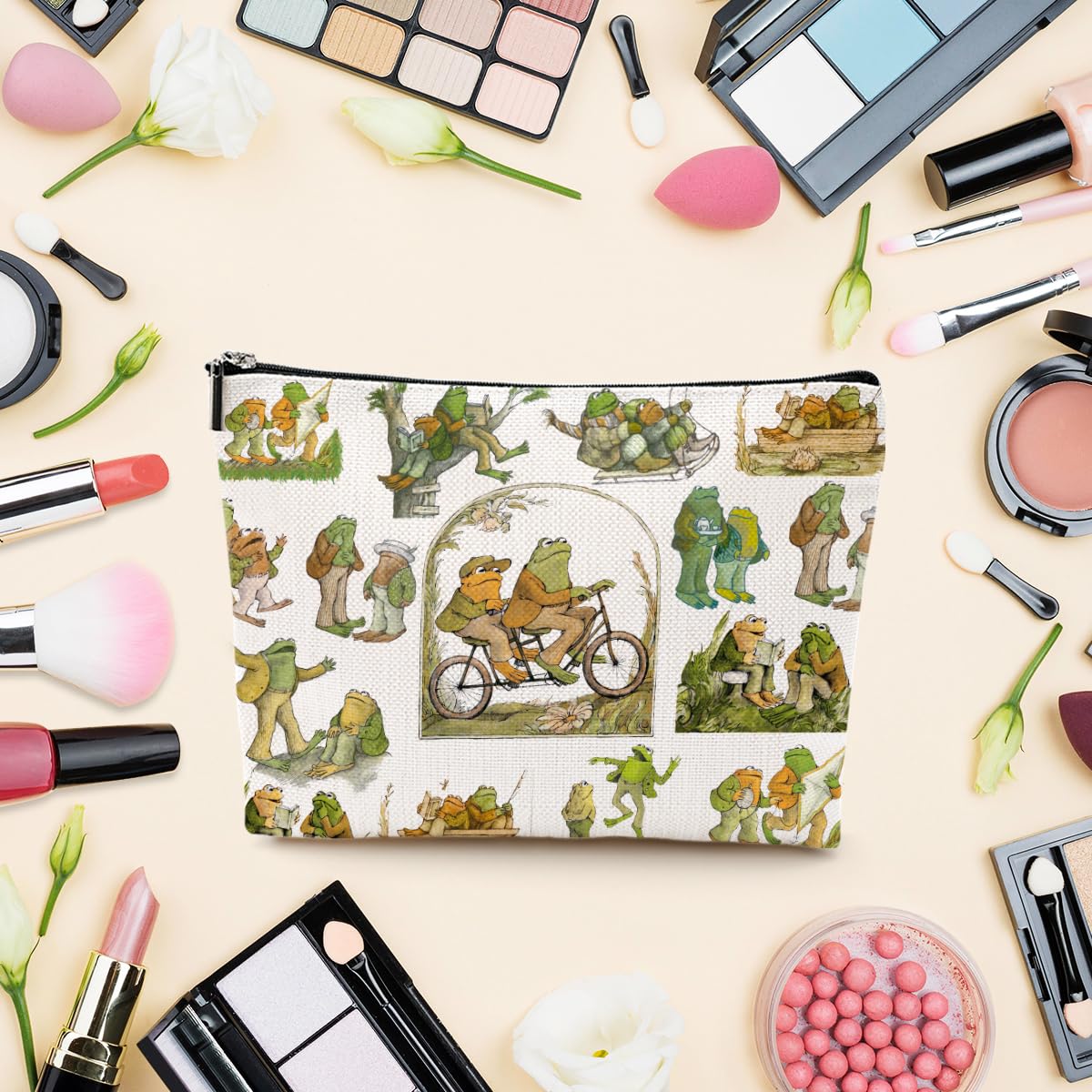 LONGXIN Toad Fans cosmetic bag zipper closure ensures secure travel makeup organization