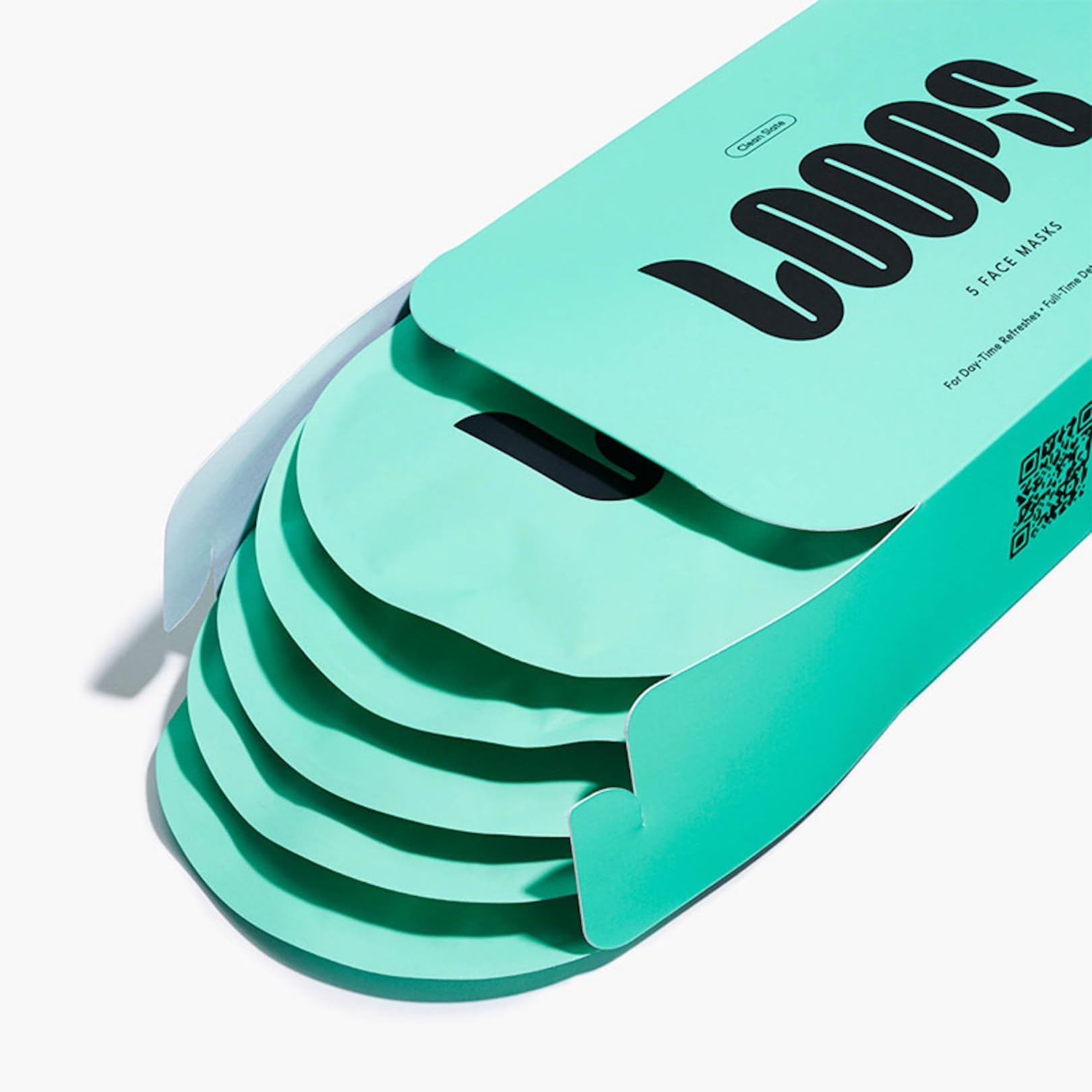 LOOPS CLEAN SLATE gift-pack image presents ready-to-gift skincare for loved ones.