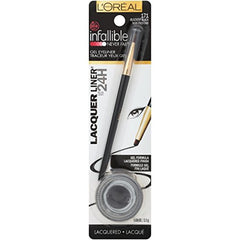 L’Oréal Paris Infallible Lacquer Eyeliner precision brush enables clean, precise lines along the lash.