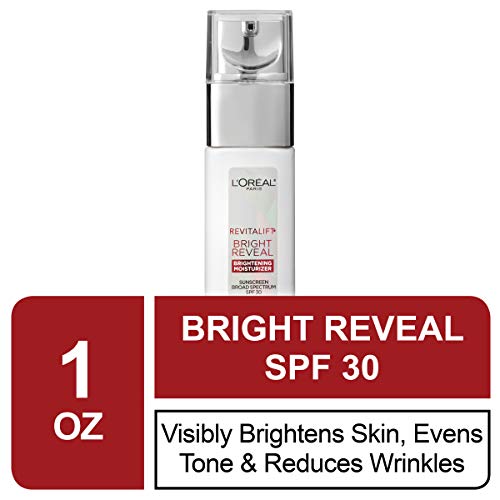 L’Oréal Paris Revitalift Bright Reveal SPF 30 label highlights glycolic acid and vitamin C benefits