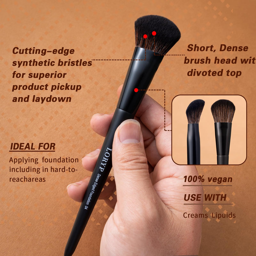 LORYP multifunctional smudger eyeshadow brush ideal for smoky or blended lids