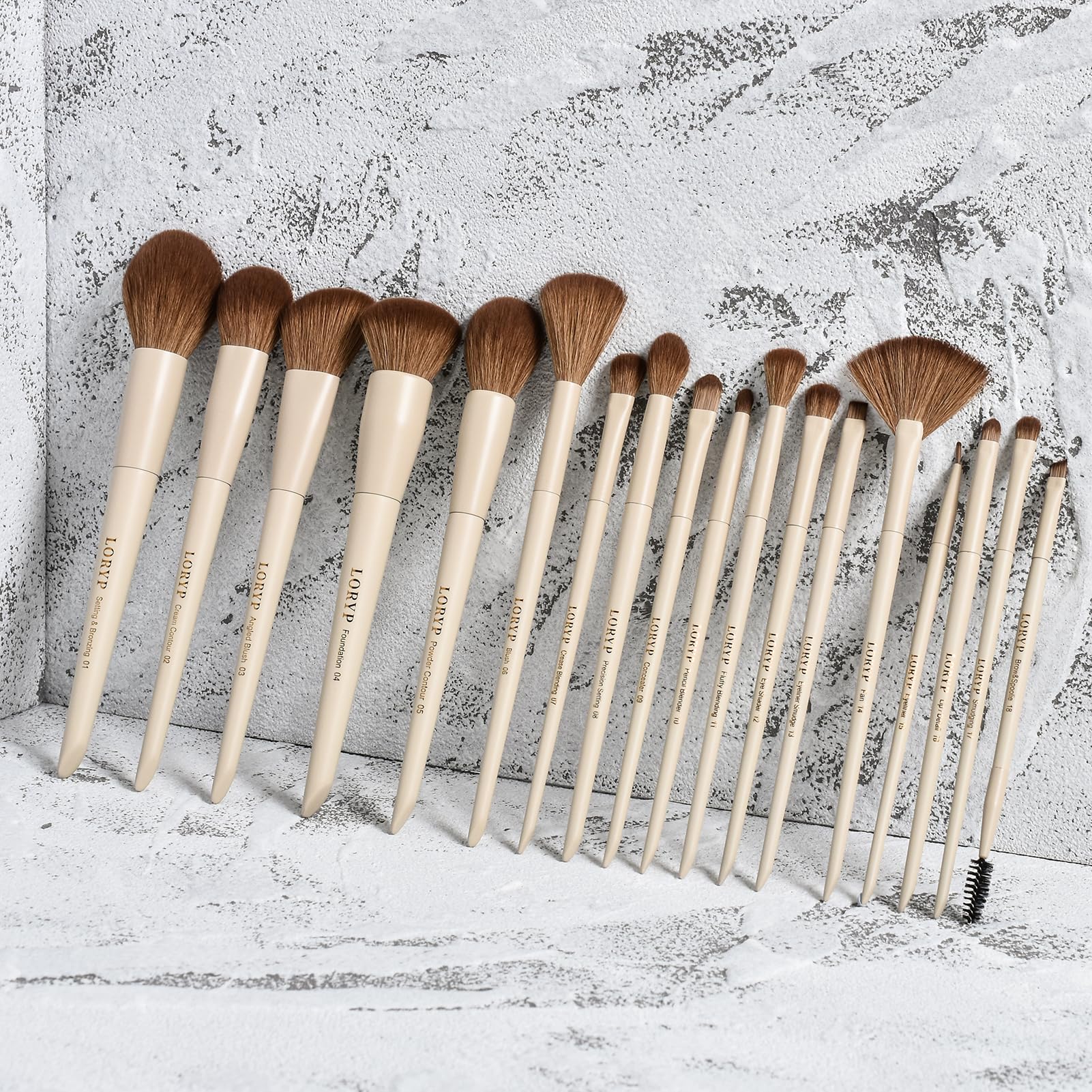 LORYP travel holder case keeps brushes organized and protected on the go.
