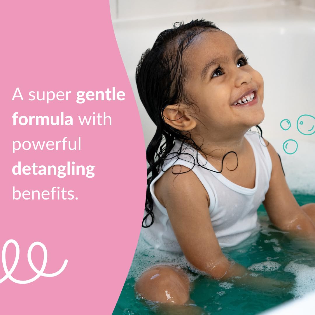 Love Ur Curls Kids fragrance-free application demonstrates easy slip for detangling