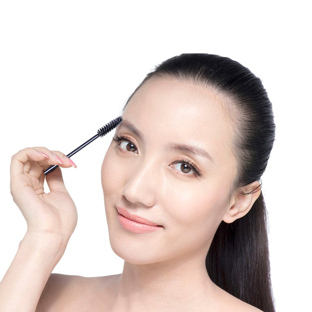 LoveBB fiber-bristle wands for clean, hygienic lash and brow work
