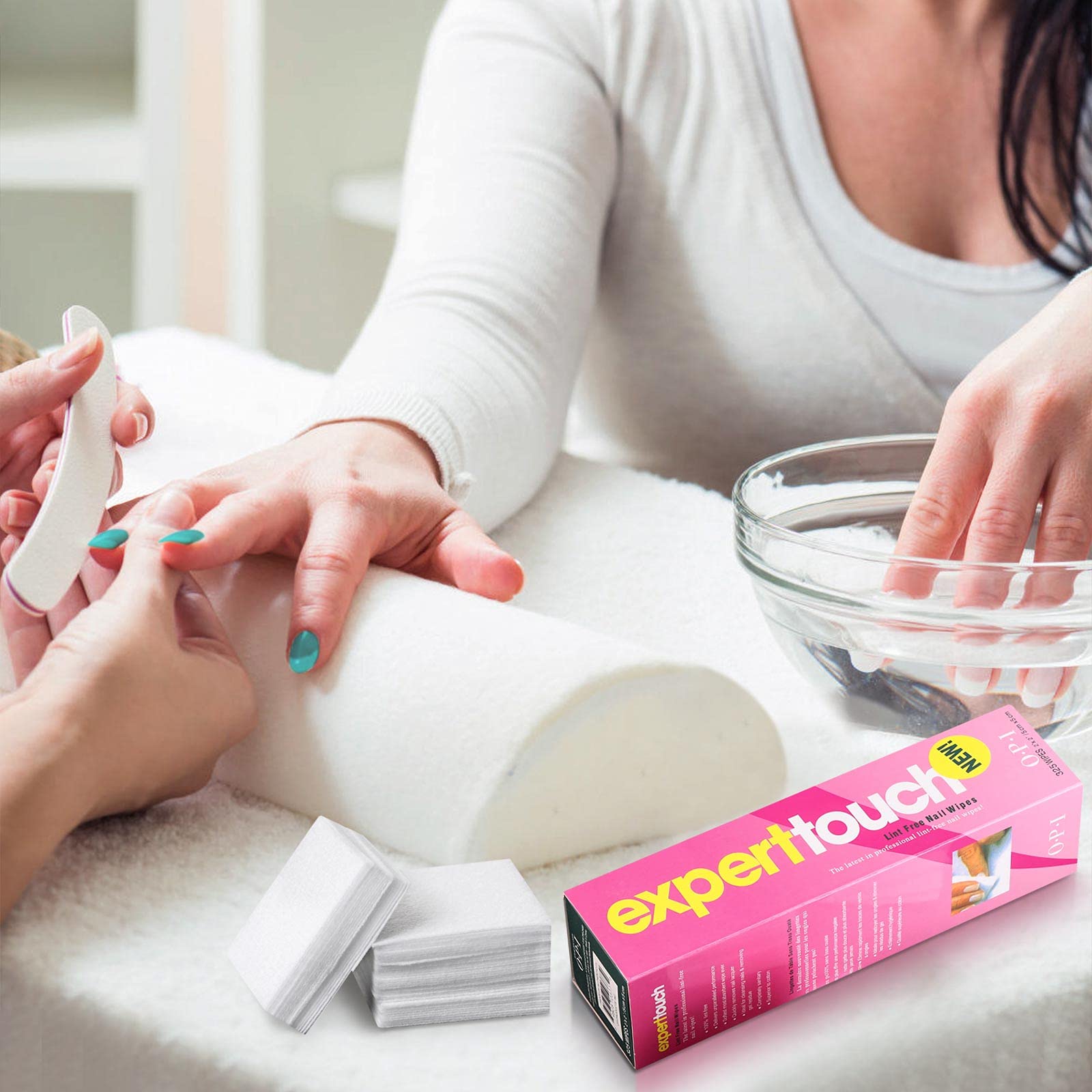 LoveBB nail-polish-remover-pads absorption highlights strong moisture uptake for quick cleansing.