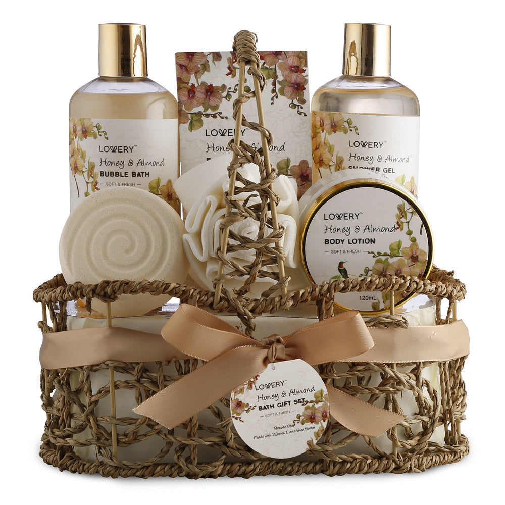 LOVERY Christmas spa gift basket with elegant packaging for a thoughtful self-care moment