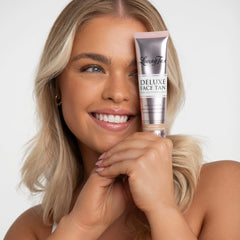 Loving Tan Deluxe Face Self Tanner instant bronzer color guide aids foolproof blending.
