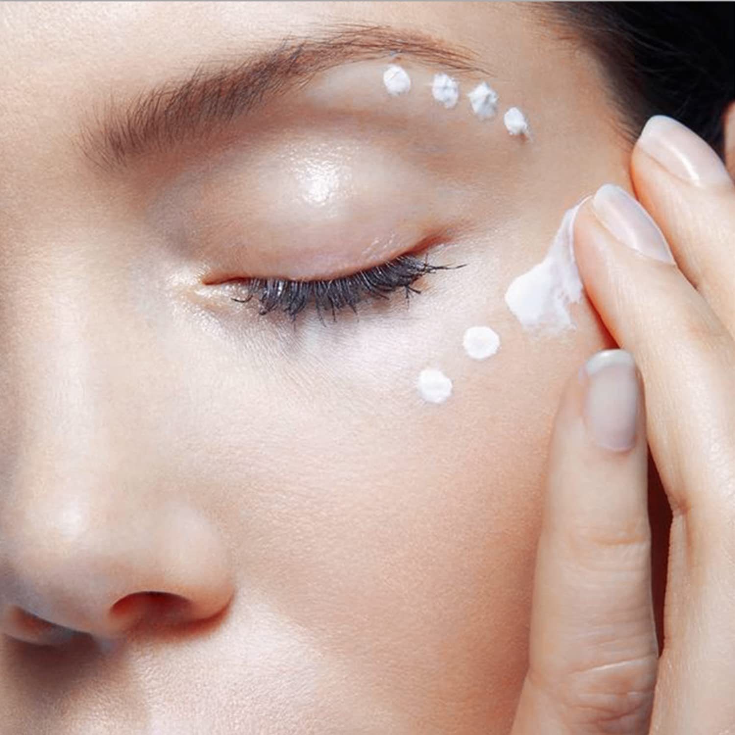 LPH LAB peptide formula close-up highlighting advanced peptides for firming