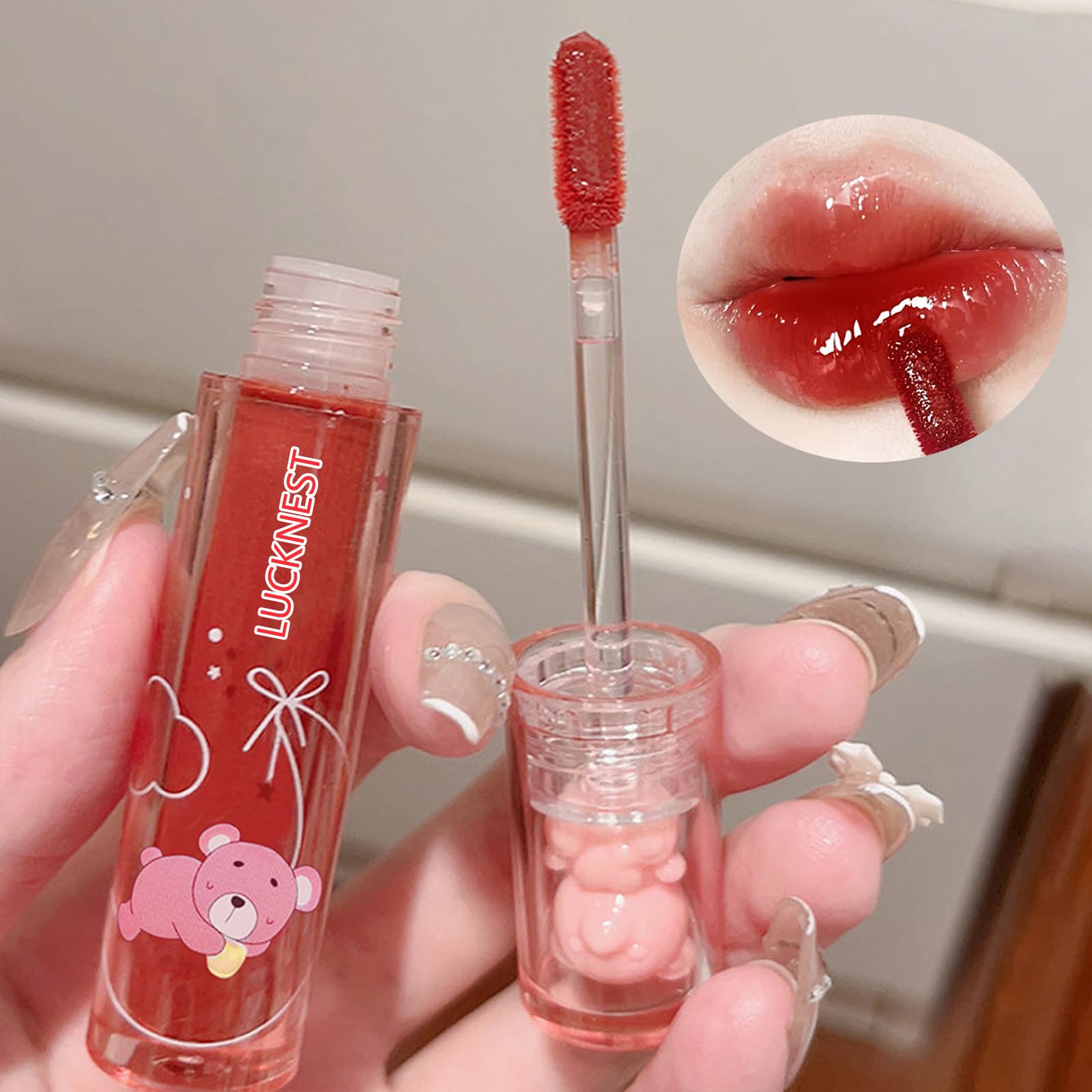 LuckNest Bear Lip Glaze curved applicator enables precise application.