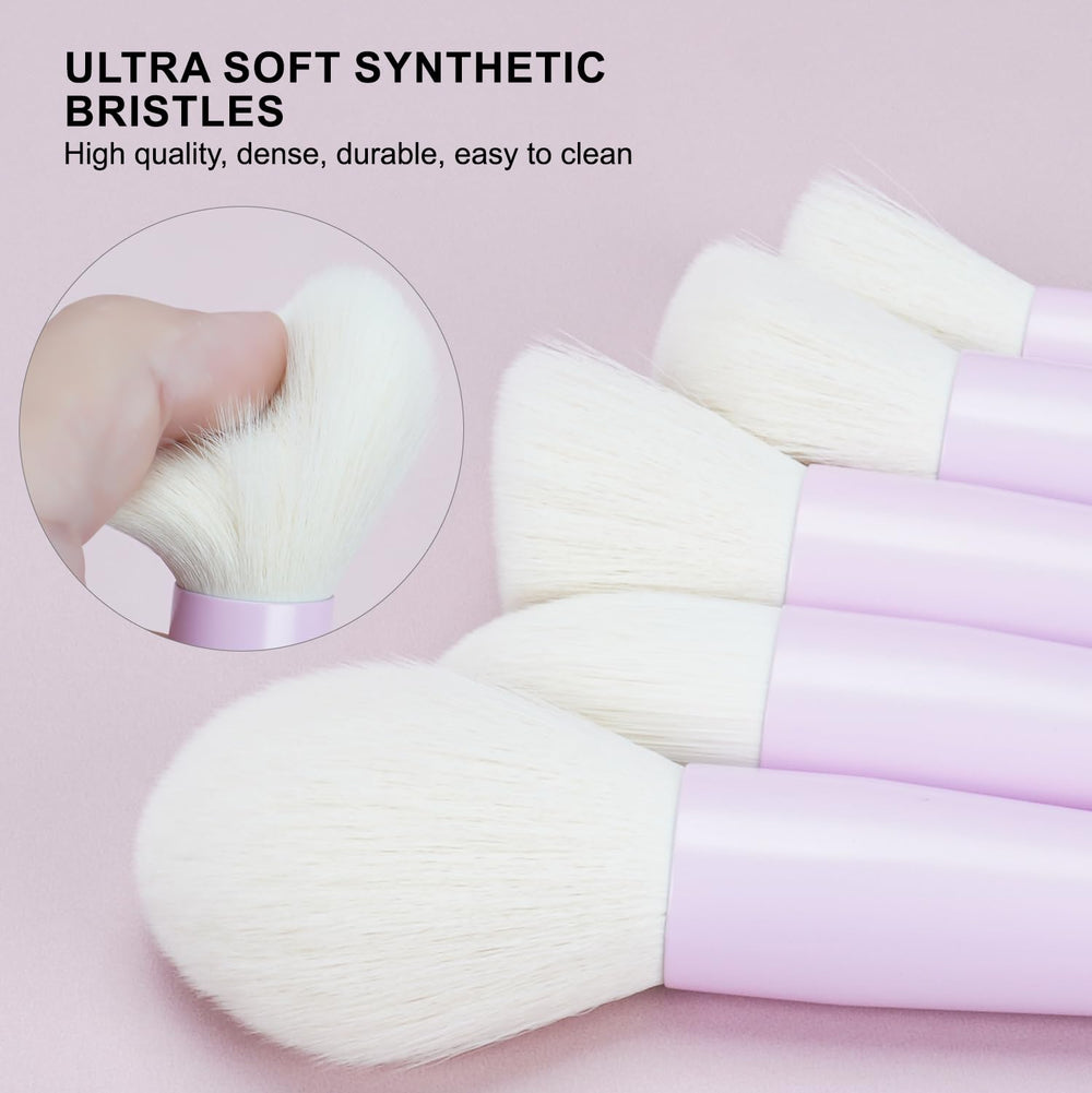LULUCOLORS travel bag and sponges promote easy packing and on the go blending.