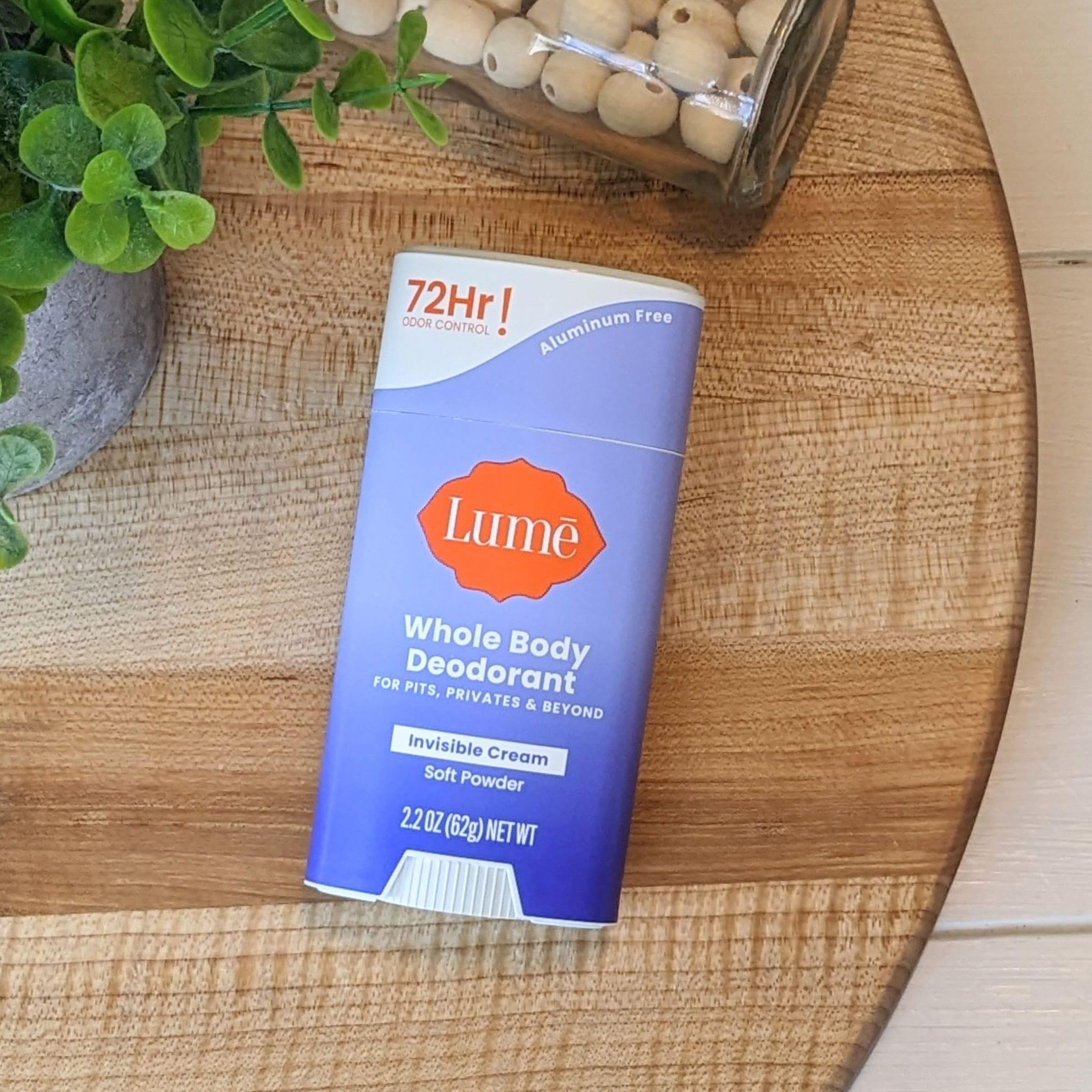 Lume 72-hour odor-control message graphic hints extended protection possibilities.