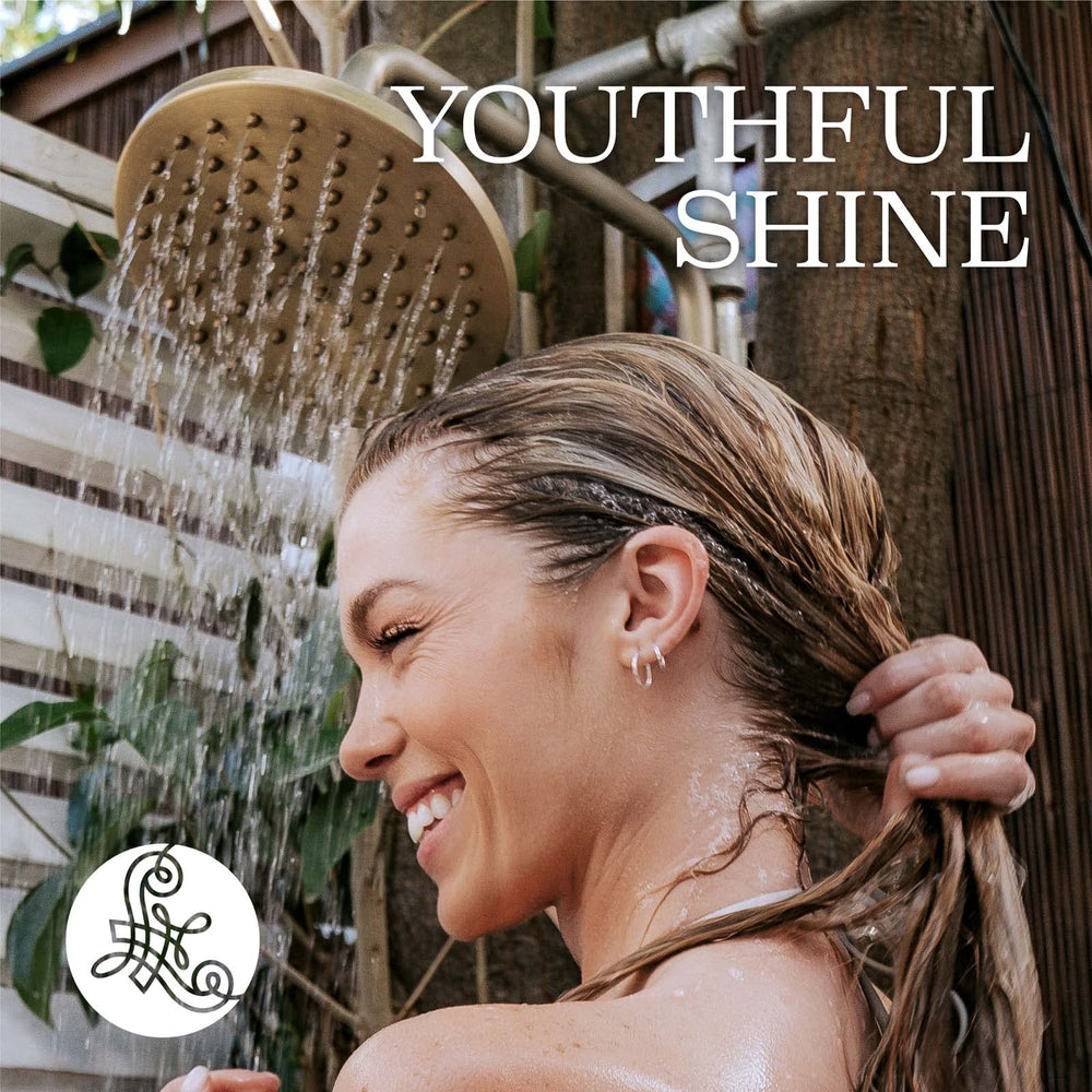 Luseta keratin scalp-stimulation action highlights improved volume and elasticity.