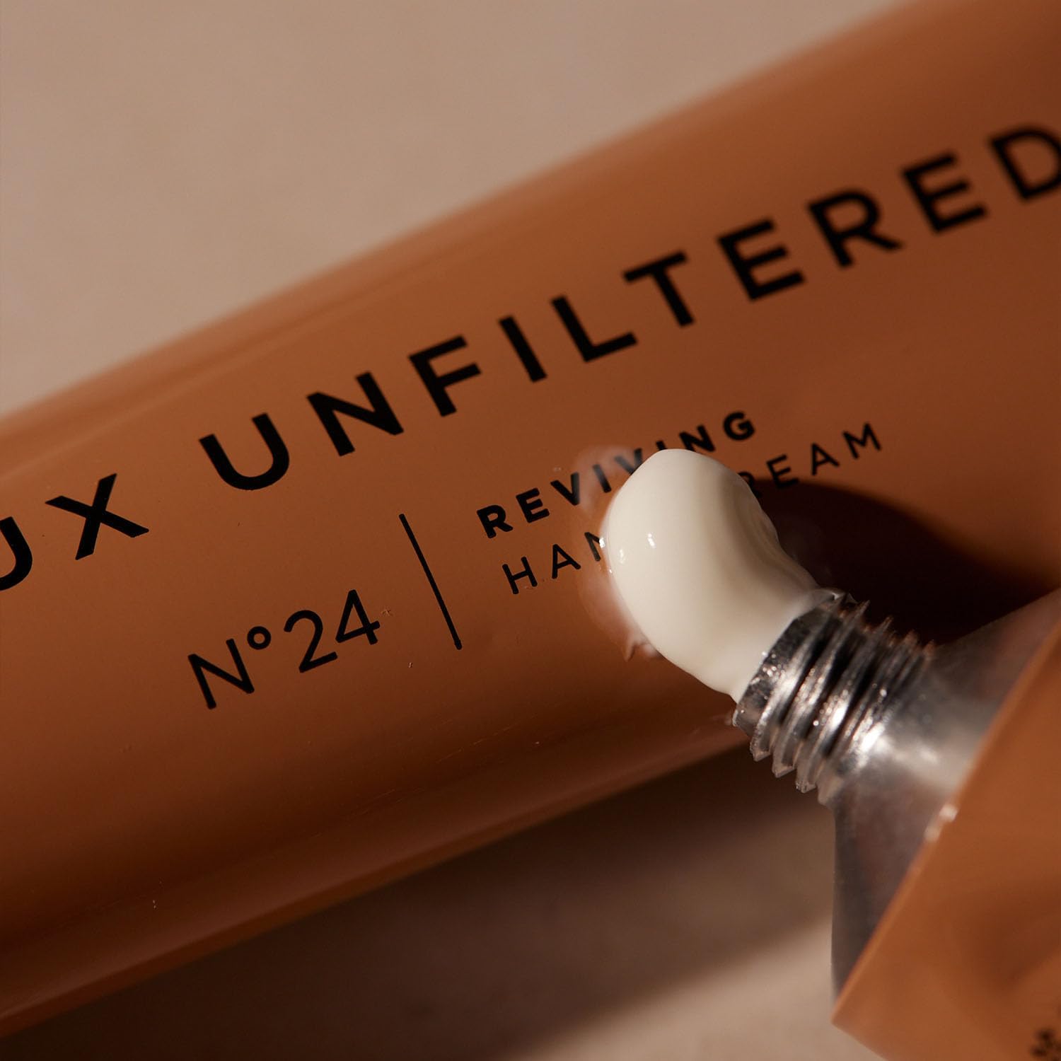 Lux Unfiltered N°24 dry-skin-before-after context hints at improvement