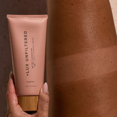 Lux Unfiltered N°32 application-swipe shows smoothing texture for streak-free self tan results