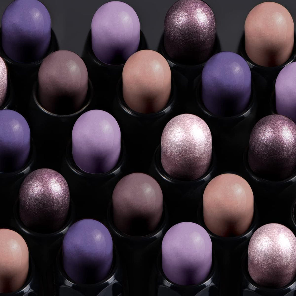 LUXAZA PRO easy-blend formula suits neutrals and bold shades