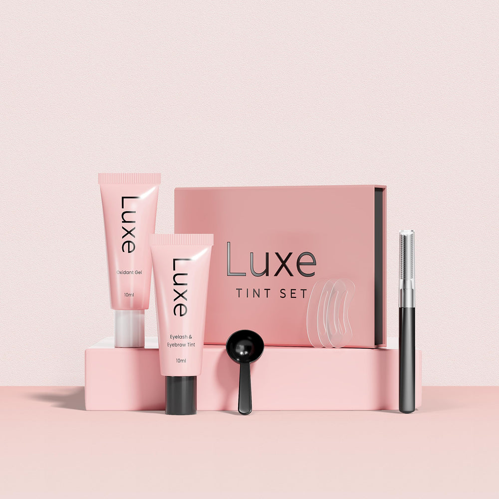 Luxe Cosmetics black color set lashes application showing even, long-lasting tint effect