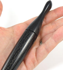 MAC Extreme Dimension 3D lash application demo demonstrates smooth, even coating.