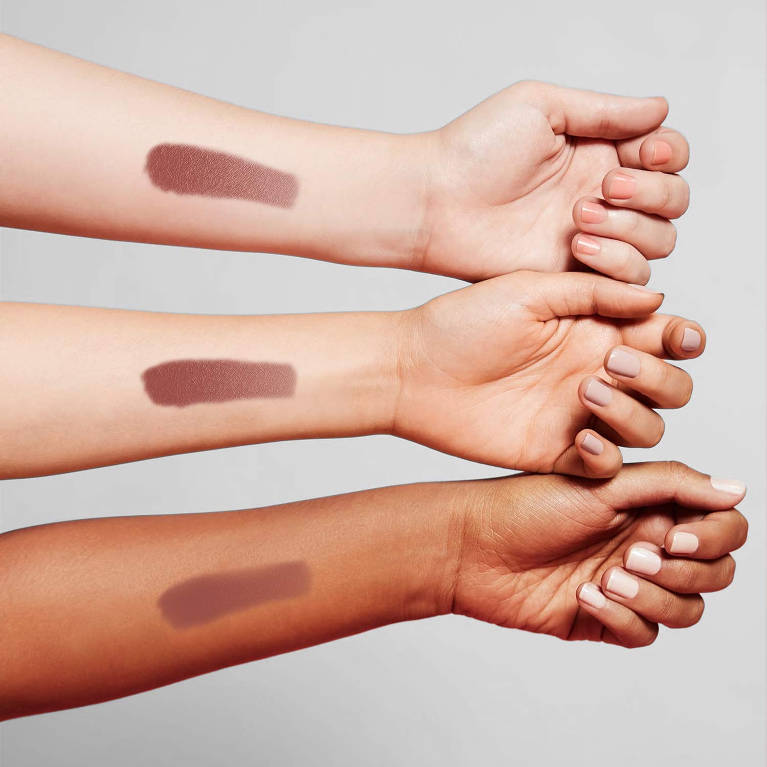 MAC Honeylove application-lips demonstrates long-lasting color with comfortable matte texture