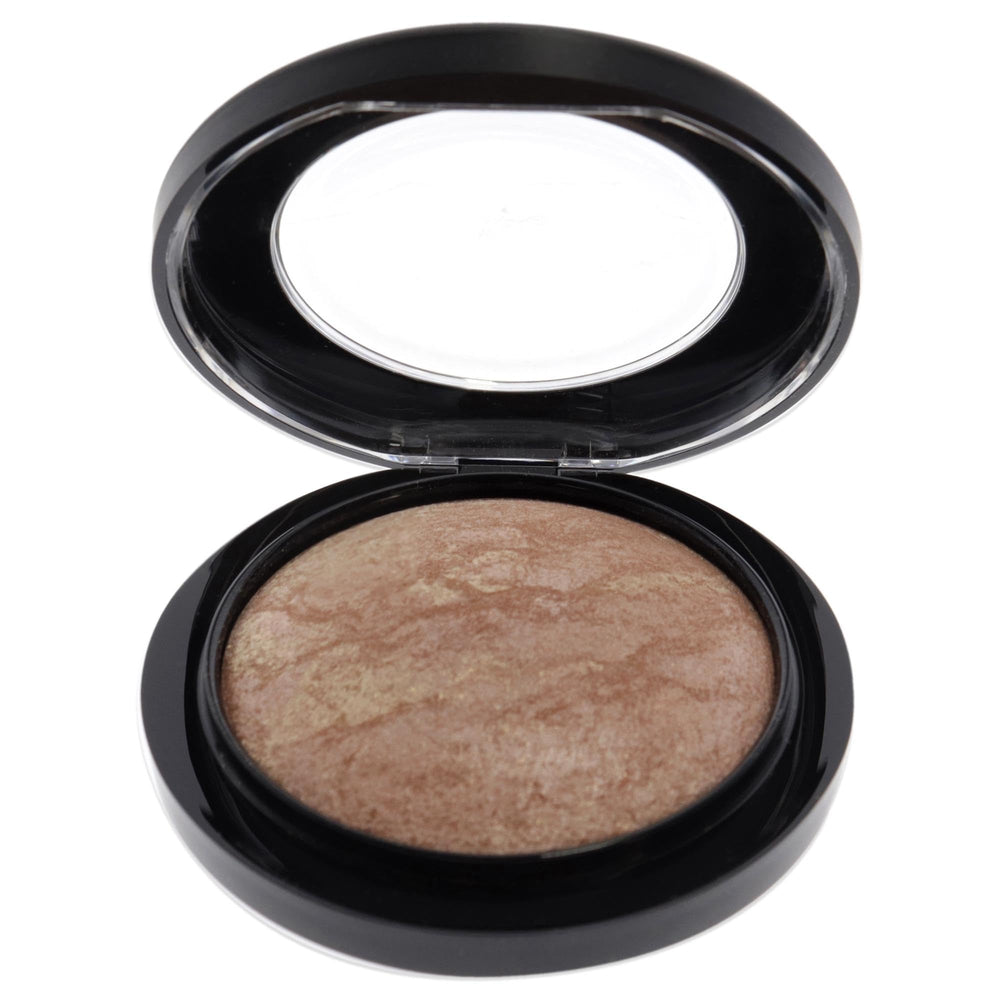 MAC Mineralize Skinfinish Soft & Gentle brush application shows velvety texture
