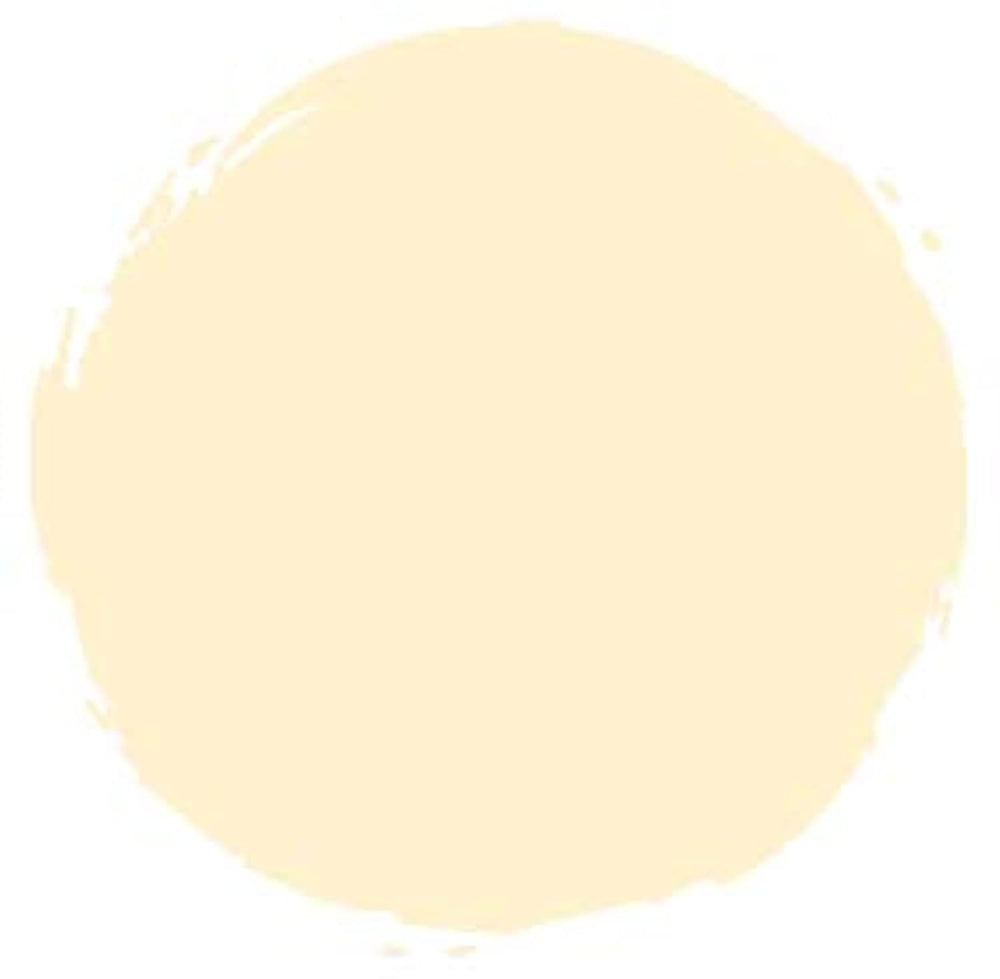MAC Strobe Cream Goldlite application glow shows a subtle iridescent sheen for luminous skin.