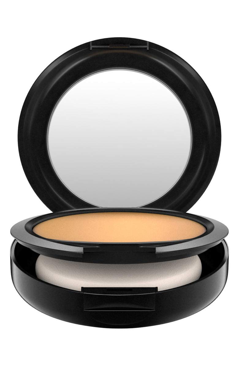 MAC Studio Fix Powder Plus Foundation NC43 demonstrates full-coverage, matte finish during everyday wear.